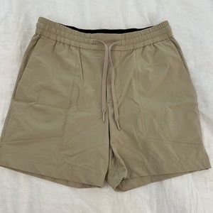 Lululemon Bowline Short 5”